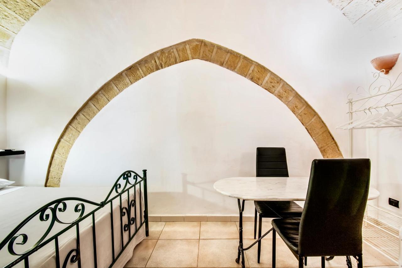 B&B Antiche Volte Lecce Exterior foto